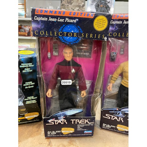 306 - Classic Star Trek collectors figure set by Playmates from the original Star Trek tv show.
Star Trek ... 