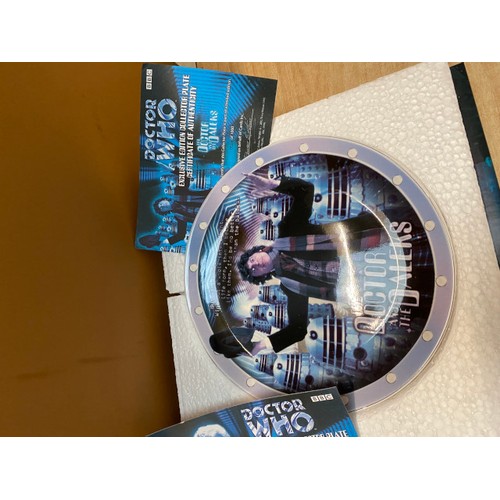 283 - 10 boxed Doctor Who exclusive edition collectors plates with certificates of authenticity: The Docto... 