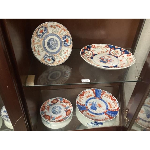 325 - 4 Imari plates