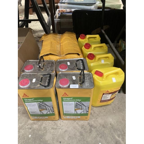 424 - 4 5L cans Sikagard Woodworm Killer and 8 5L containers of Sika Brick and Patio cleaner