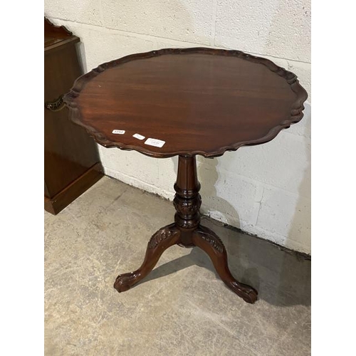 63 - Chippendale style mahogany tripod table 74H 60cm diameter