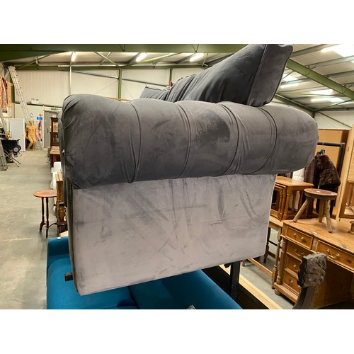 31 - Grey velvet settee with buttoned scrolled arms 190W (no feet)