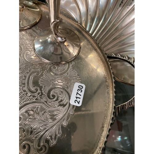 287 - Barker Ellis Silver Co., Birmingham silver bowl 134g, collection of silver plate inc. oval serving t... 