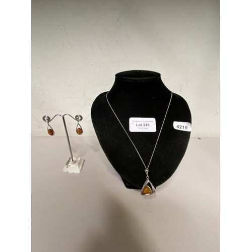 249 - 925 silver amber necklace & earrings