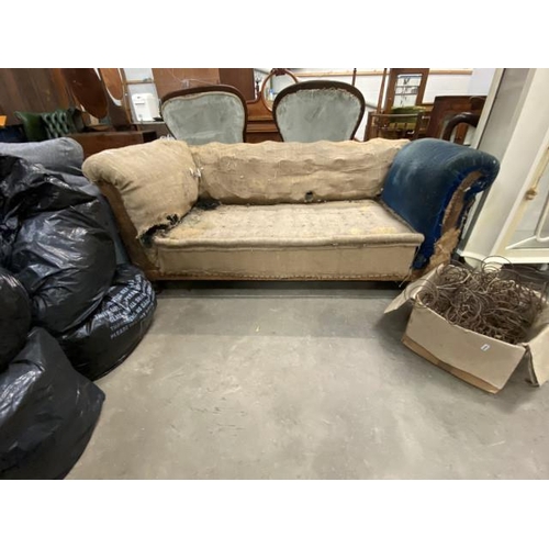 90 - Edwardian settee for restoration with original springs and bags of horse hair (sold as seen) 175W