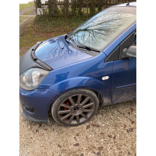 174 - PN58 LXT Ford Fiesta Zetec Blue 80 in blue, 1388CC, petrol, 3 door hatchback, 3 keys. Date of first ... 