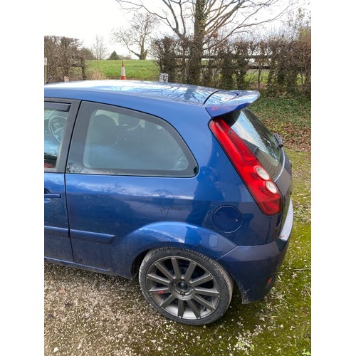 174 - PN58 LXT Ford Fiesta Zetec Blue 80 in blue, 1388CC, petrol, 3 door hatchback, 3 keys. Date of first ... 