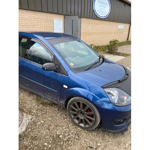 174 - PN58 LXT Ford Fiesta Zetec Blue 80 in blue, 1388CC, petrol, 3 door hatchback, 3 keys. Date of first ... 