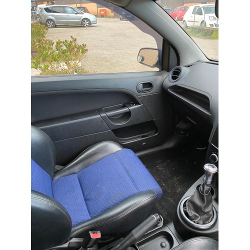 174 - PN58 LXT Ford Fiesta Zetec Blue 80 in blue, 1388CC, petrol, 3 door hatchback, 3 keys. Date of first ... 