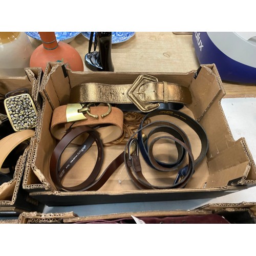 426 - 6 boxes of assorted belts (mainly suede and leather - some new with tags) including Otto Glanz, Jeff... 