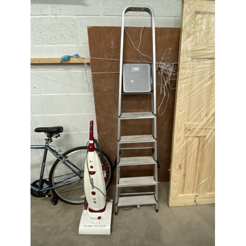 110 - Super tool step ladders & Hoover Pure Power vacuum