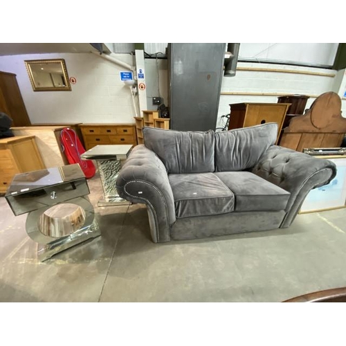 165 - Grey velvet settee with buttoned scrolled arms 190W (no feet) & 2 contemporary mirrored lamp tables ... 