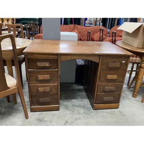 182 - 1930’s oak desk 98H 122W 66D