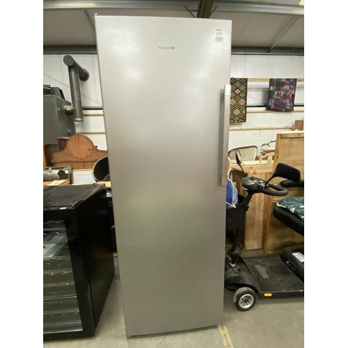 193 - Hotpoint freezer 166H 60W