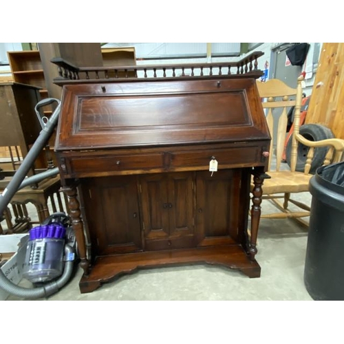 201 - Chippendale style mahogany bureau 123H 106W 48D