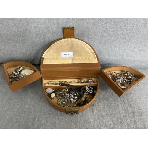 349 - Vintage jewellery box containing silver, antique, vintage, Scottish jewellery etc.