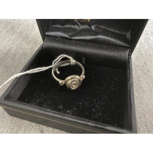 Ola Gorie Scottish silver rose ring (size Q)