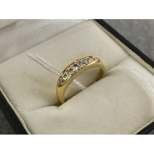 383 - 18ct gold with diamonds ladies ring 4.3g (Size N)