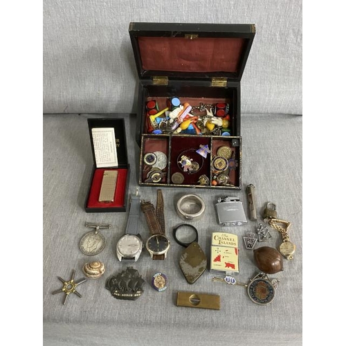 419 - Antique jewellery box & tray of collectables inc. enamel badges, cigar cutter, Panther Slim Guy ligh... 