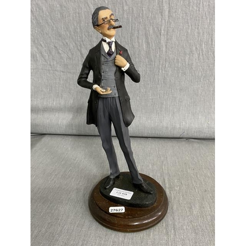 439 - The Fairweather Collection distinguished gentleman figurine 33H