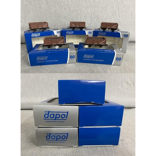 68 - DAPOL 5x  16 Ton Steel Mineral Wagons BR Bauxite M620676, M620622, M620734, M620619 & M620721 (NEW)