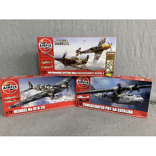 82 - AIRFIX A50135 Supermarine Spitfire MkIA & Messerschmitt Bf109E-4
Dogfight Doubles, A05007 Consolidat... 