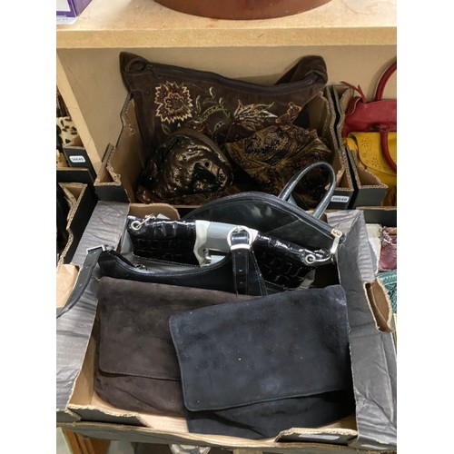 500 - 9 boxes of leather and suede handbags including Dents, Nica, Susie Smith, Autograph, Accessorize, Li... 