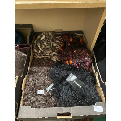 499 - 7 boxes of scarves, vintage scarves & hats & 1 box of corsages inc. Moon 100% lambs wool, Big Scarf ... 