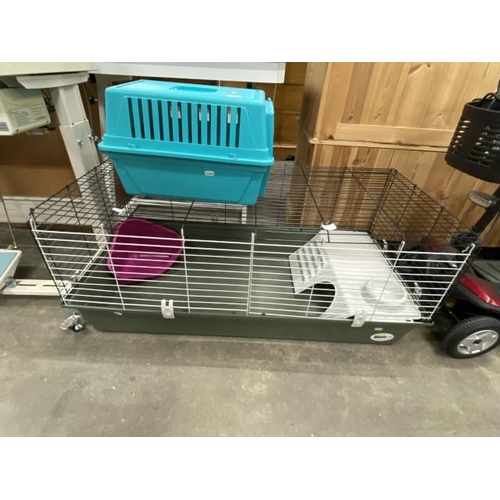 119 - Atlas animal carrier and a Ferplast rabbit & guinea pig cage 50H 117W 58D