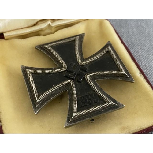 202 - WWII German iron cross, 1st class (Magnetic iron front with silver back)