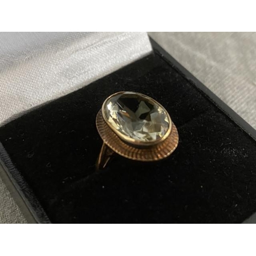 232 - Vintage 9ct gold ring (size I, possibly citrine set)