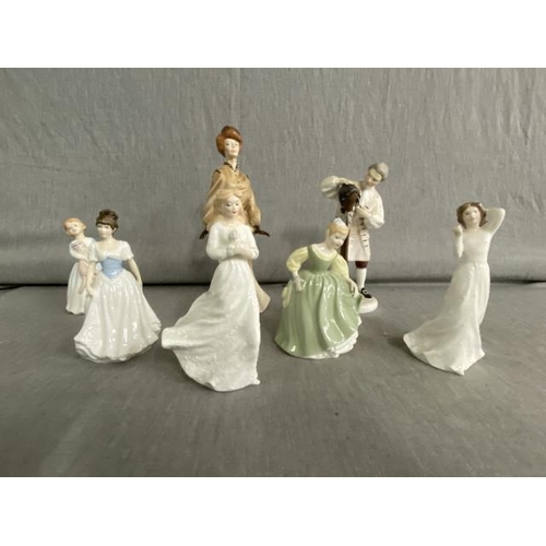 303 - 7 Royal Doulton figurines 