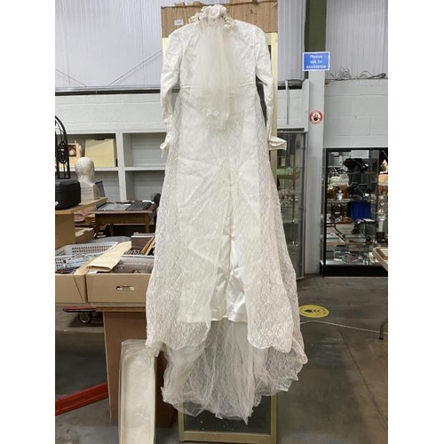 305 - 1950's wedding dress & veil (no size)