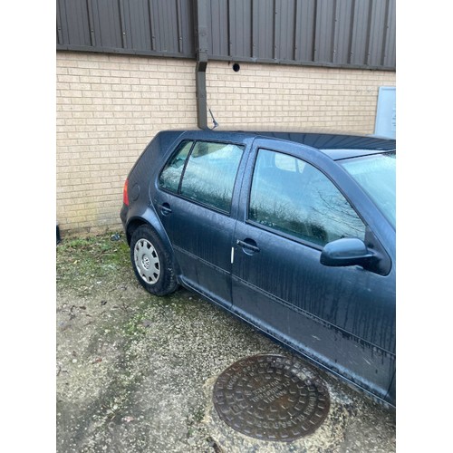 386 - W157 XBD VW Golf SE, 5 door hatchback in grey, Date of first registration 02/05/2000, 1600CC, petrol... 