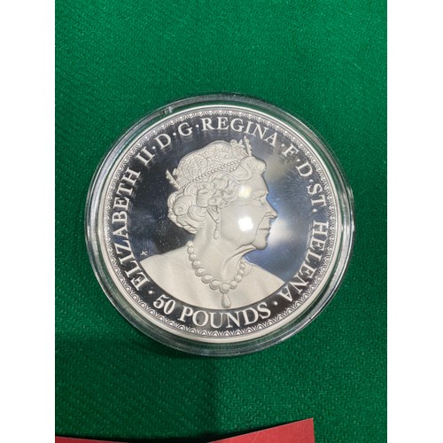 233 - “The East India Company” London Una & The Lion 2019 one kilo silver proof coin. Edition No: 10
Alloy... 