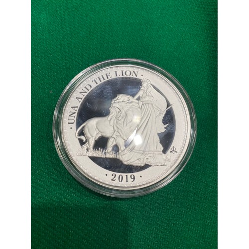 233 - “The East India Company” London Una & The Lion 2019 one kilo silver proof coin. Edition No: 10
Alloy... 