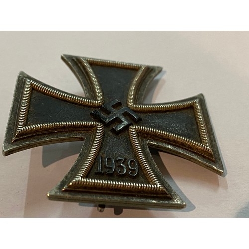 202 - WWII German iron cross, 1st class (Magnetic iron front with silver back)