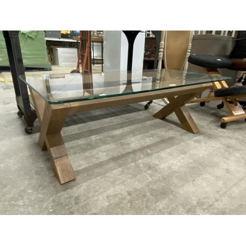 121 - Contemporary oak and glass coffee table 43H 122W 51D