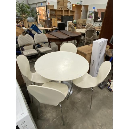 151 - White contemporary circular table 73H 95cm diameter and 4 chairs