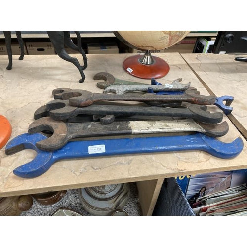 362 - 10 vintage spanners including 5/8, 11/16 BSF, BSW 1 1/8 BSF, Bahco Record 6552 3/4