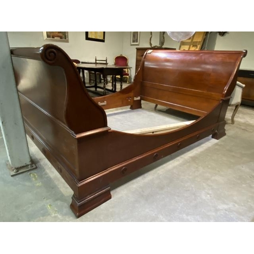 64 - 'And So To Bed' Chamonix king-size Merlot finished sleigh bed with 4 cross rails