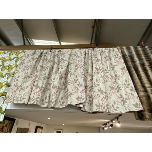 79 - 2 single lined floral curtains 180 wide 190 drop & 240 wide x 190 drop