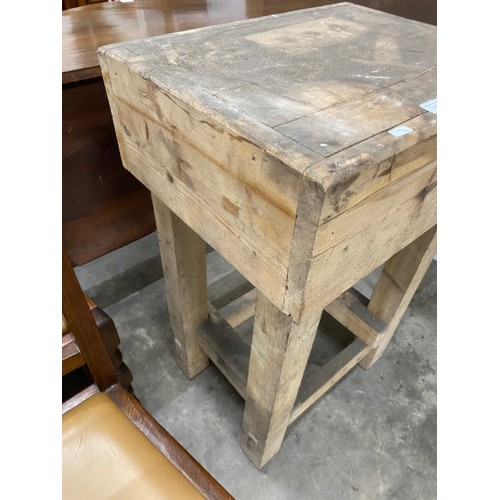 104 - Oak butchers block 87H 55W 44D