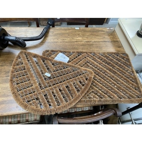 125 - 2 Newman & Cole herringbone door mats 45 x 75cm & 40 x 60cm (new)