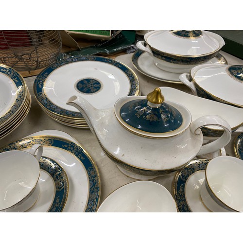 601 - 31 pieces of Royal Doulton Carlyle dinner and tea wares, 10 pieces Mason's Ironstone Chartreuse etc