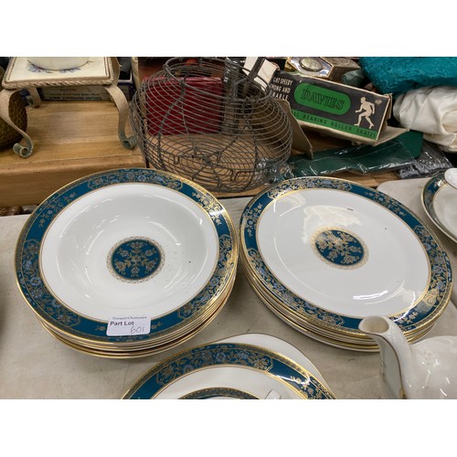 601 - 31 pieces of Royal Doulton Carlyle dinner and tea wares, 10 pieces Mason's Ironstone Chartreuse etc