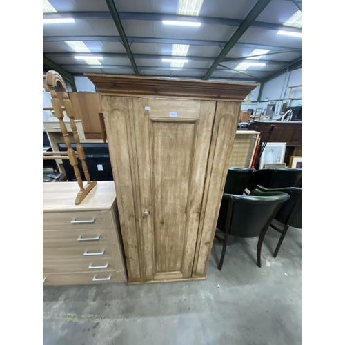 185 - Vintage pine single door wardrobe 160H 80W 48D