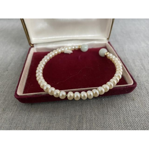 283 - Pearl, gold & jade bangle