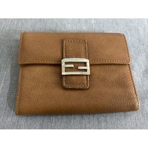 319 - Fendi tan leather purse (signs of wear)