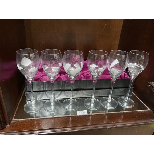 386 - 6 Cristal De Paris wine glasses (boxed)